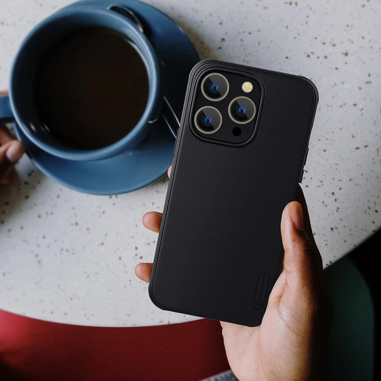کاور نیلکین مدل Super Frosted Shield Pro مناسب برای گوشی موبایل اپل iPhone 14 Pro Max