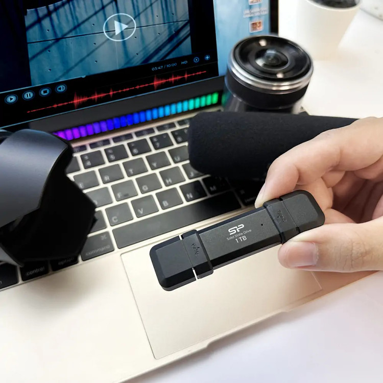 حافظه SSD قابل حمل سیلیکون پاور مدلDS72 ظرفیت 250GB